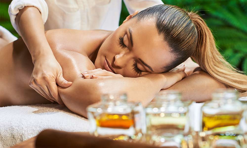 Oil massage services in Abu Dhabi Oil massage services in Abu Dhabi